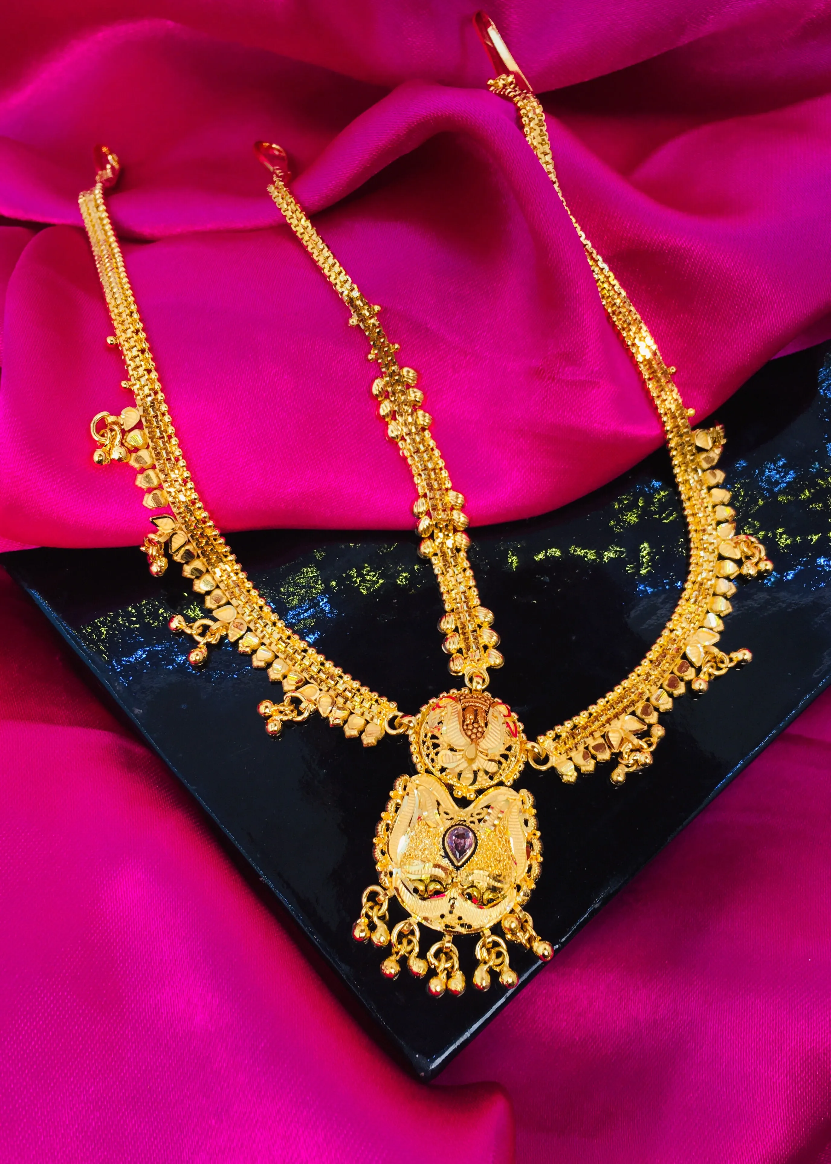 ATTRACTIVE DESIGNER BINDI