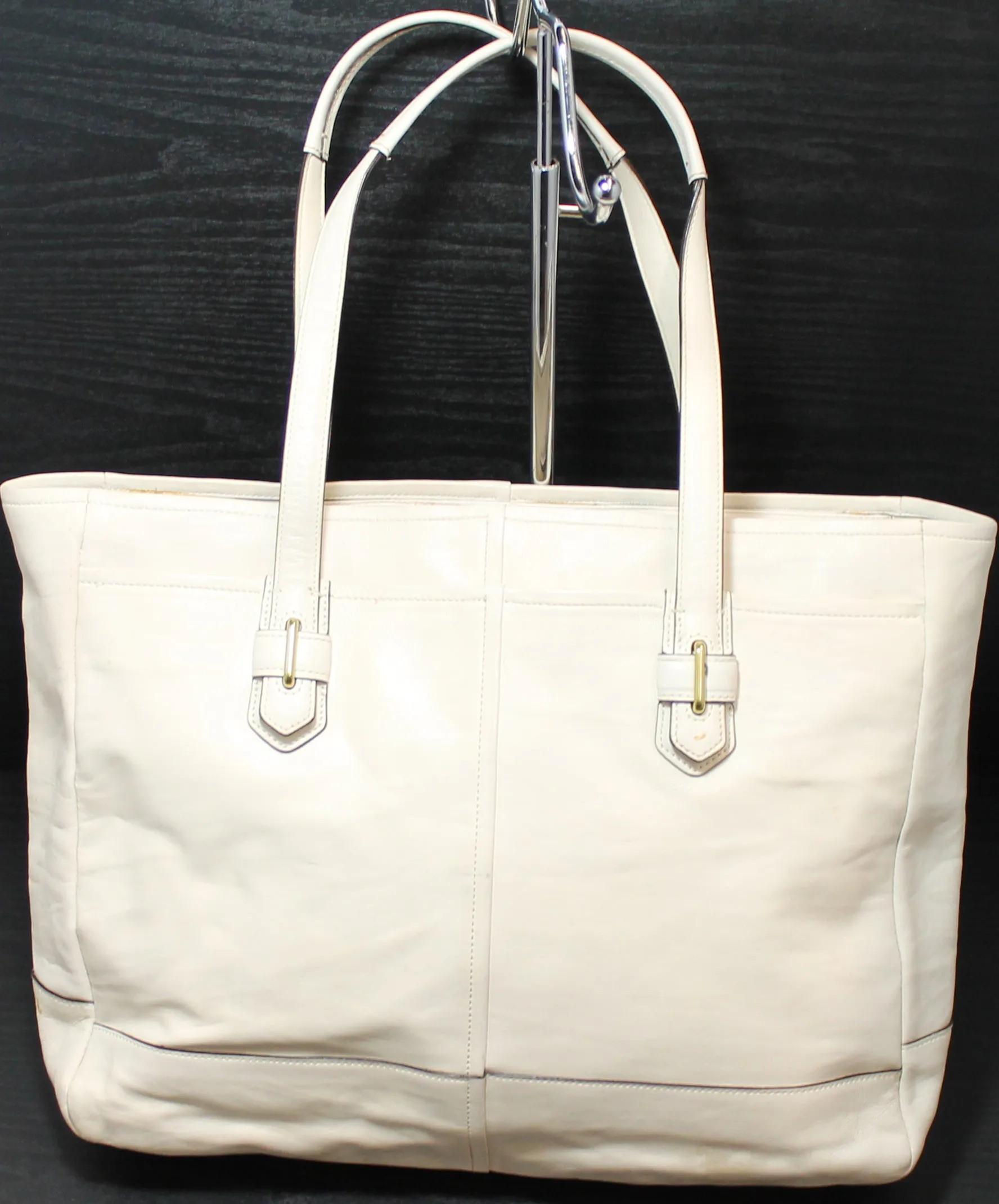 Coach Purse: 17815 Ivory Leather Shoulder Bag