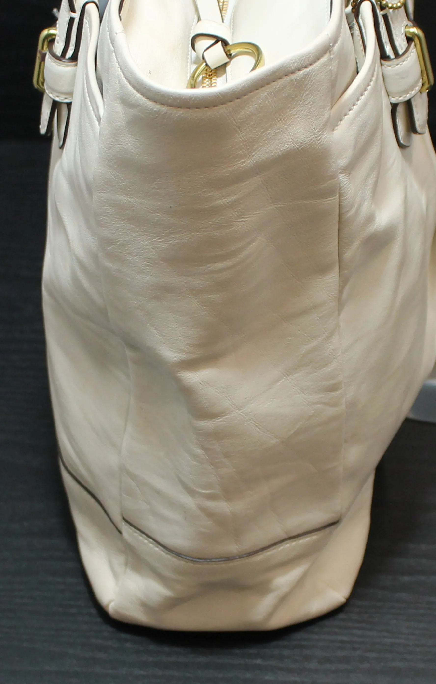 Coach Purse: 17815 Ivory Leather Shoulder Bag