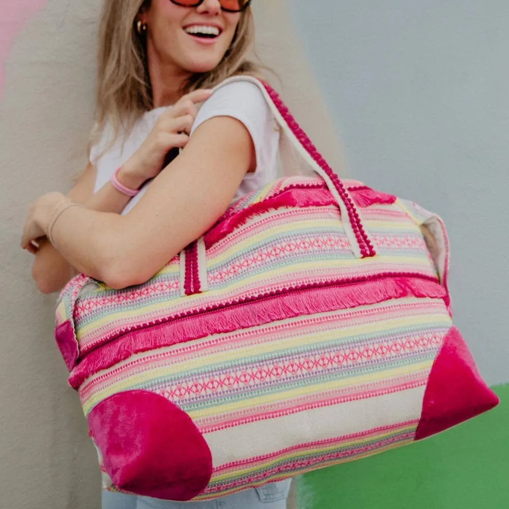 MAGENTA FRILLED MULTICOLORED WHOLESALE WEEKENDER DUFFEL BAG