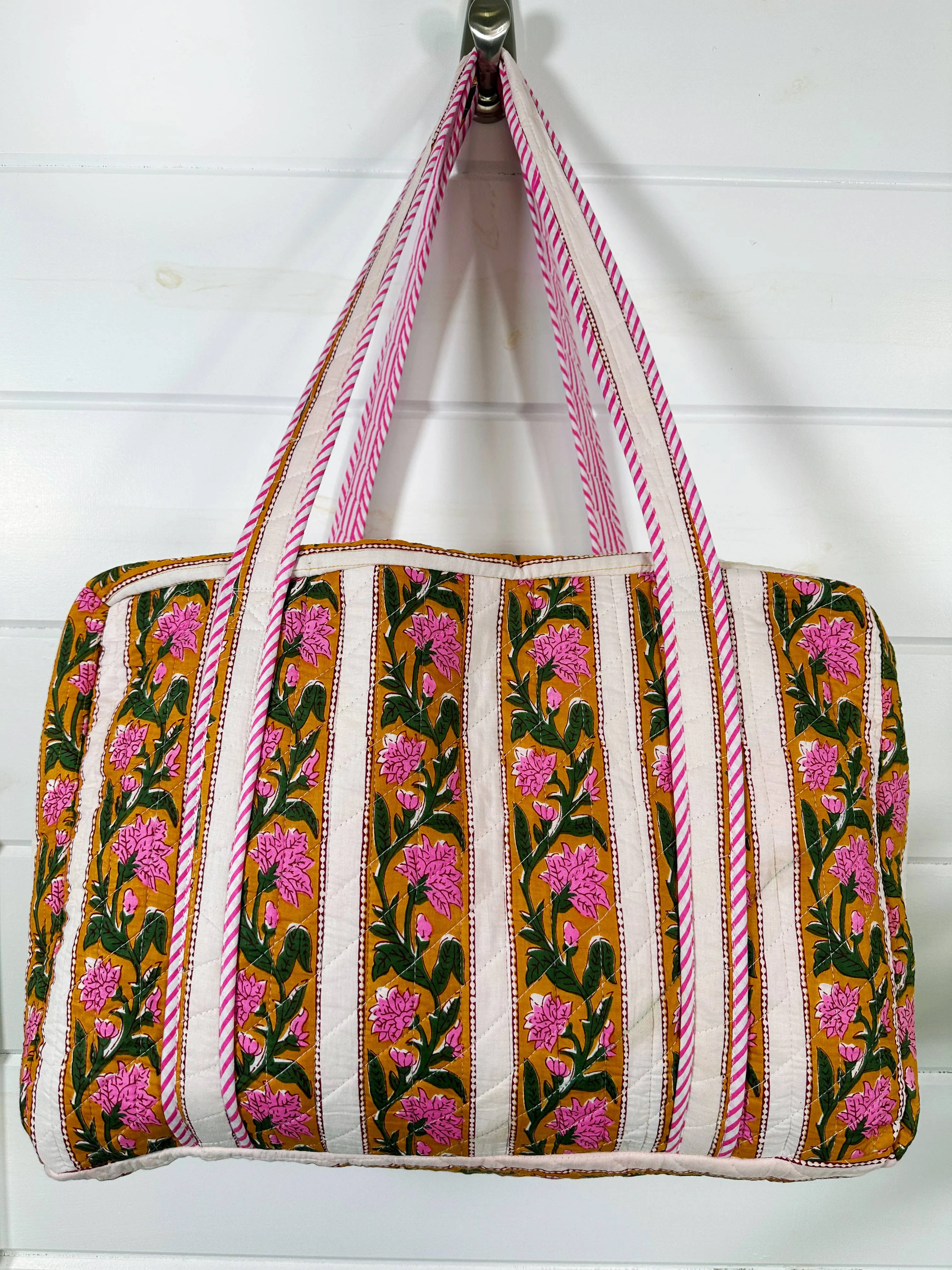 Quilted Weekender Overnight Travel Tote Bag - Gold Floral