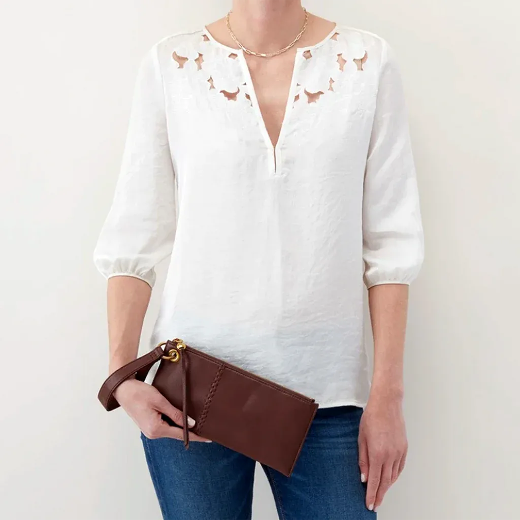 Vida Wristlet in Pebbled Leather